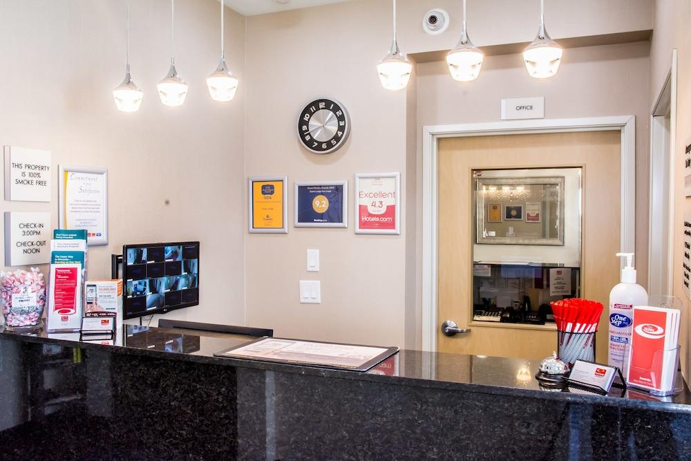 Econo Lodge Fox Creek Exteriér fotografie